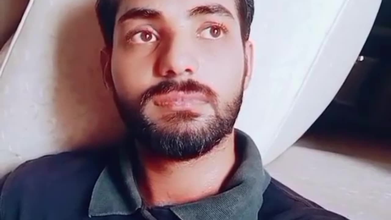 Oh khyan wafa milti hai in mti ky haseen logo say