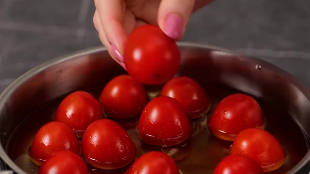 SUPER USEFUL KITCHEN HACKS AND GADGETS TO MAKE COOKING EASIER