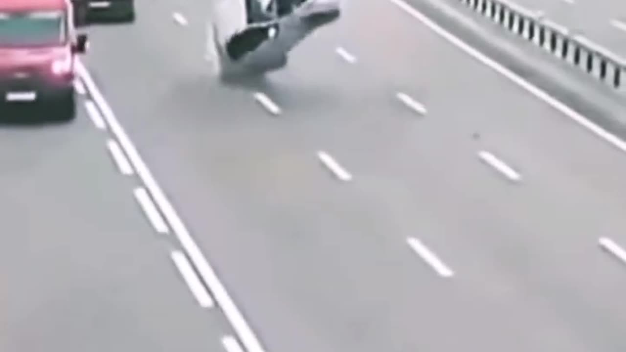 Amazing car accident