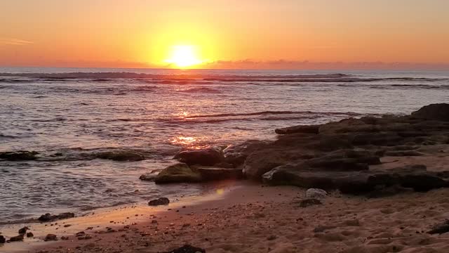 Oahu Sunset with Green Flash