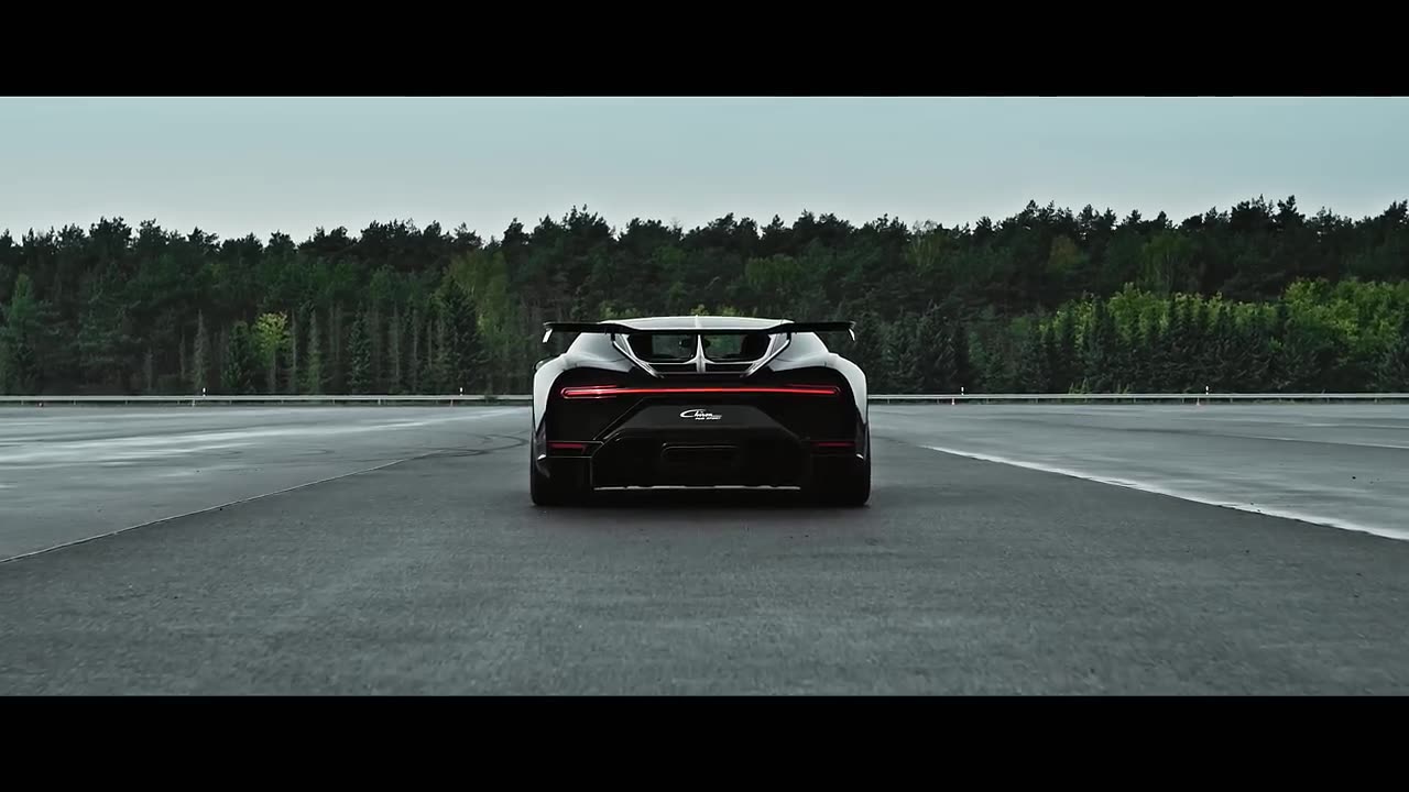 BUGATTI CHIRON Pur Sport_ ‘C’ the Drift