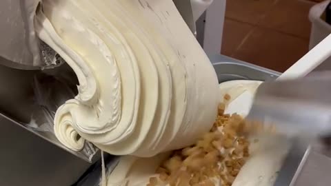 Making icream cool cute and sweet