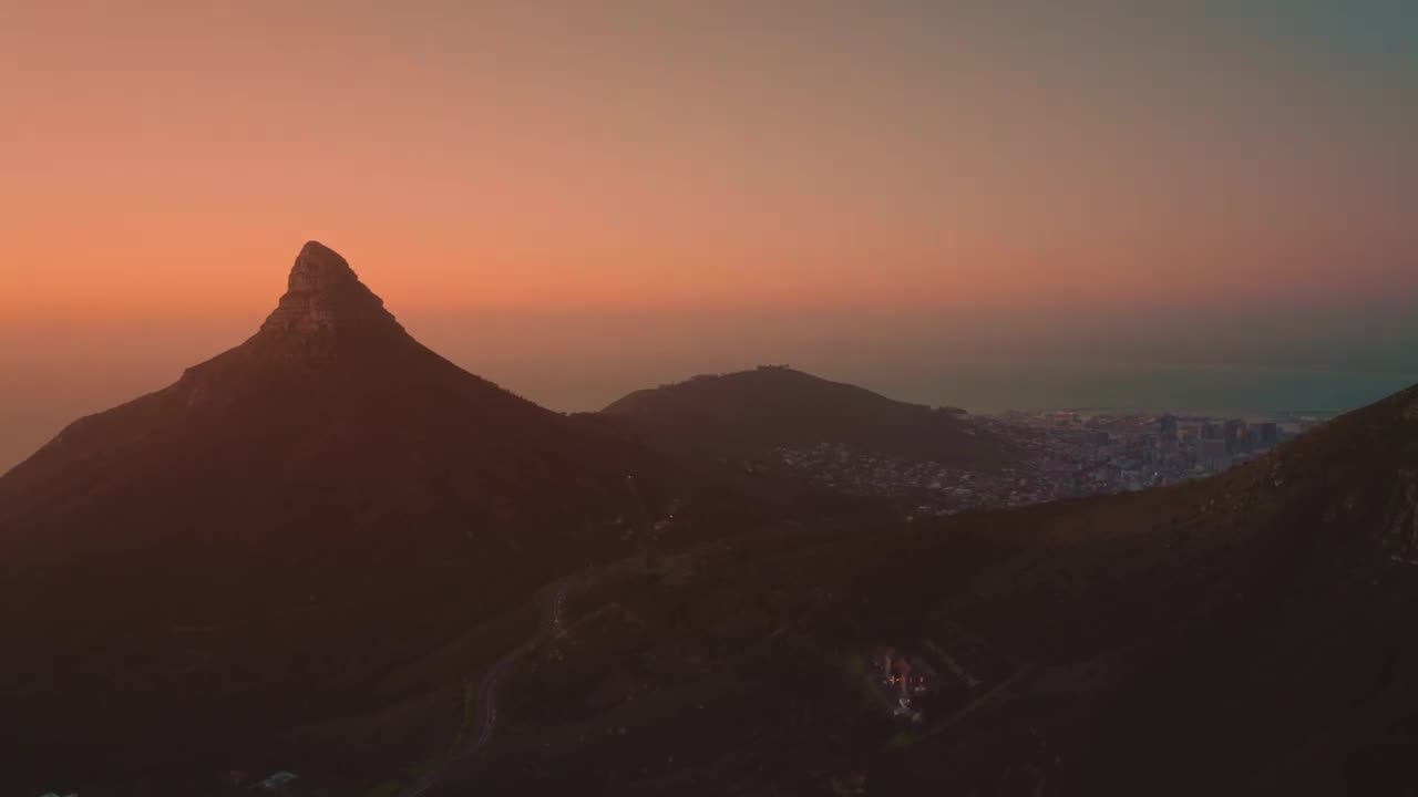VIDEO 4K UHD - Aerial View Of Cape Town's Coastal Mountains