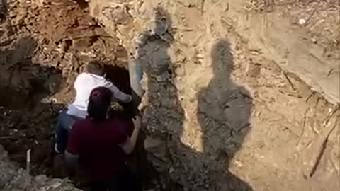 While people engage in wars, rescuers save 3 puppies in a 6 hour operation, be kind