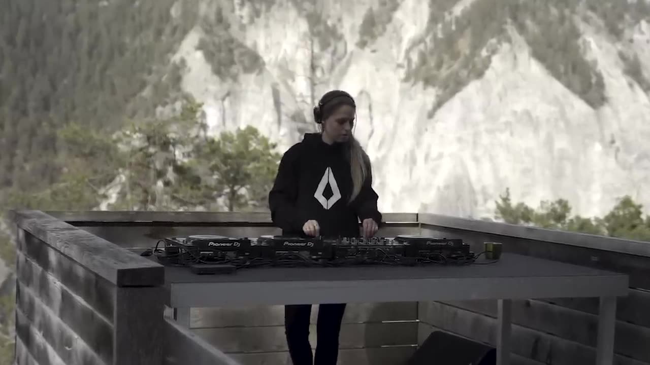 Nora En Pure | Graubünden, Switzerland