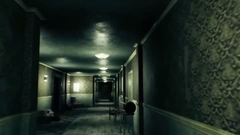 When a Gamer's mom Plays A Horror game At 3 AM