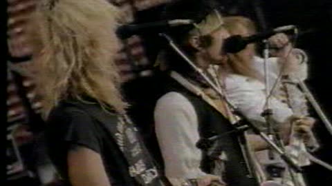 Guns N' Roses "PARADISE CITY"