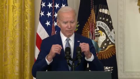 Biden Gives Nearby Women Creepy Warning That He's Coming For Their Hair
