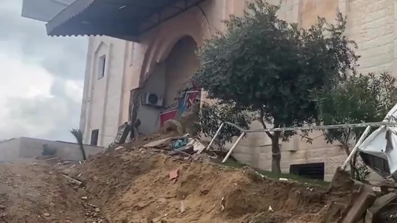 Indonesian hospital in the north of Gaza is out of service