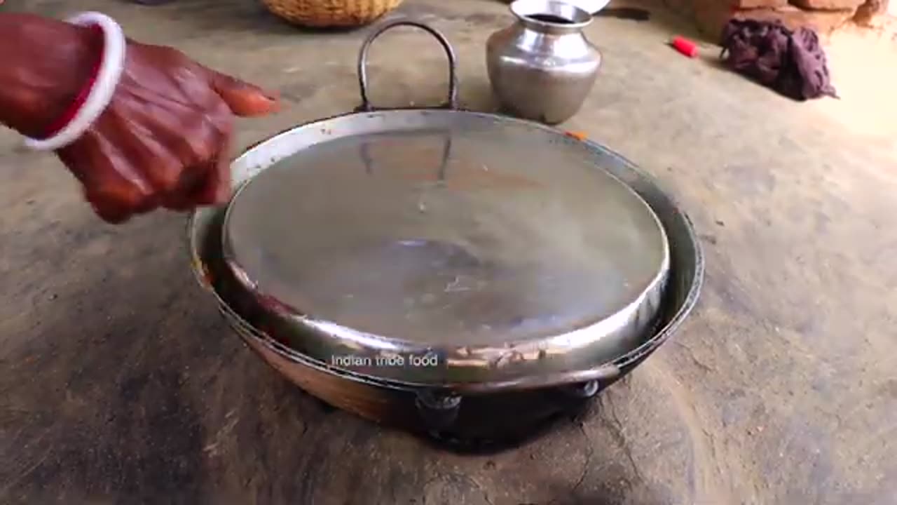TRIBAL STYLE PORK RECIPE | pig meat cooking & eating with mahuya wine fruit |