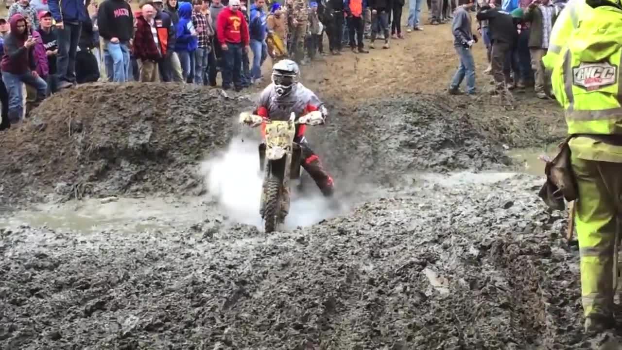 '14 Powerline Mud Hole CRASHES