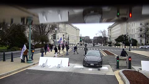 0672USCG00K25SouthBarricadeInbound_2021-01-06_09h19min32s330ms.mp4