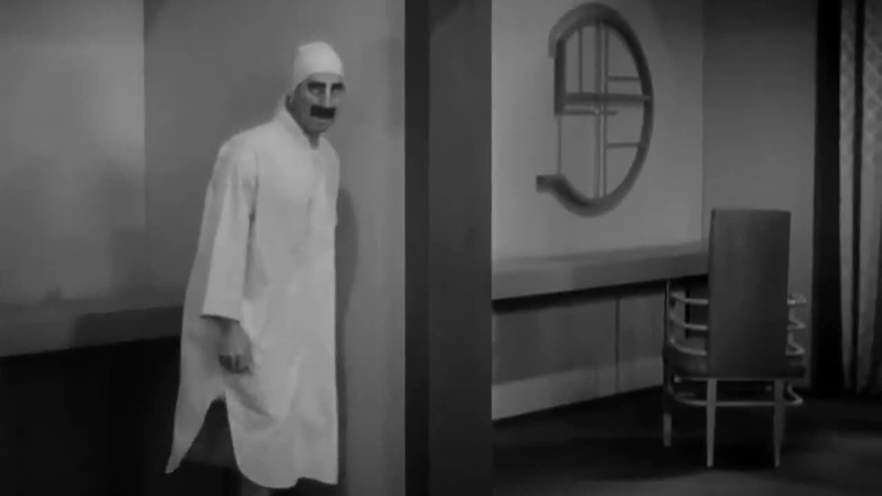 Mirror Scene (Duck Soup)