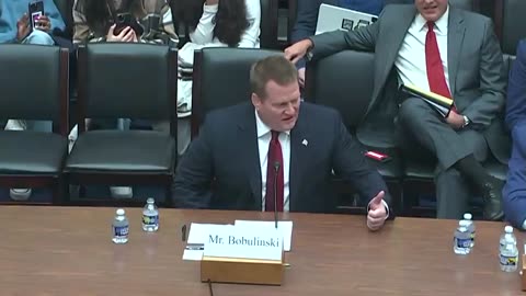 AOC Panicks! Demands Tony Bobulinski names specific criminal violations Biden committed