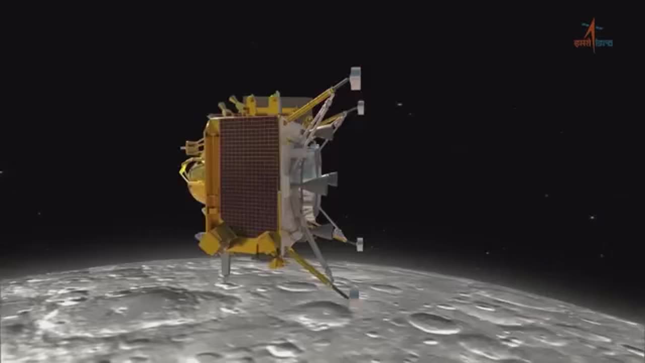 CHANDRAYAAN-3 Sends First Signal On EARTH After Landing | Pragyaan Rover On Moon