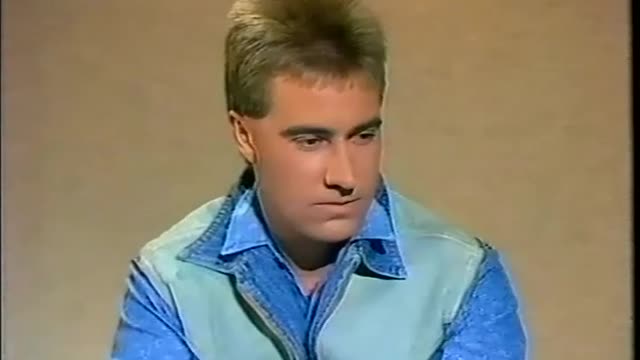 Food Kitchens -- Simon Townsends Wonder World