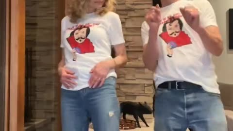 Pedo grooming drag queens have their liberal supporters. Look at these two with their tee-shirts.