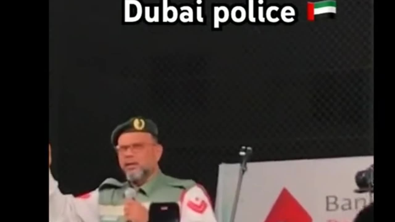 Pakistani in Dubai funny average