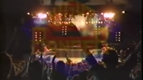 Don't Tell Me You Love Me (Live)