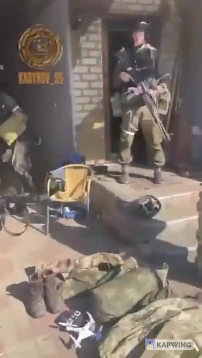 Chechen special force captured Ukranian weapons and uniforms