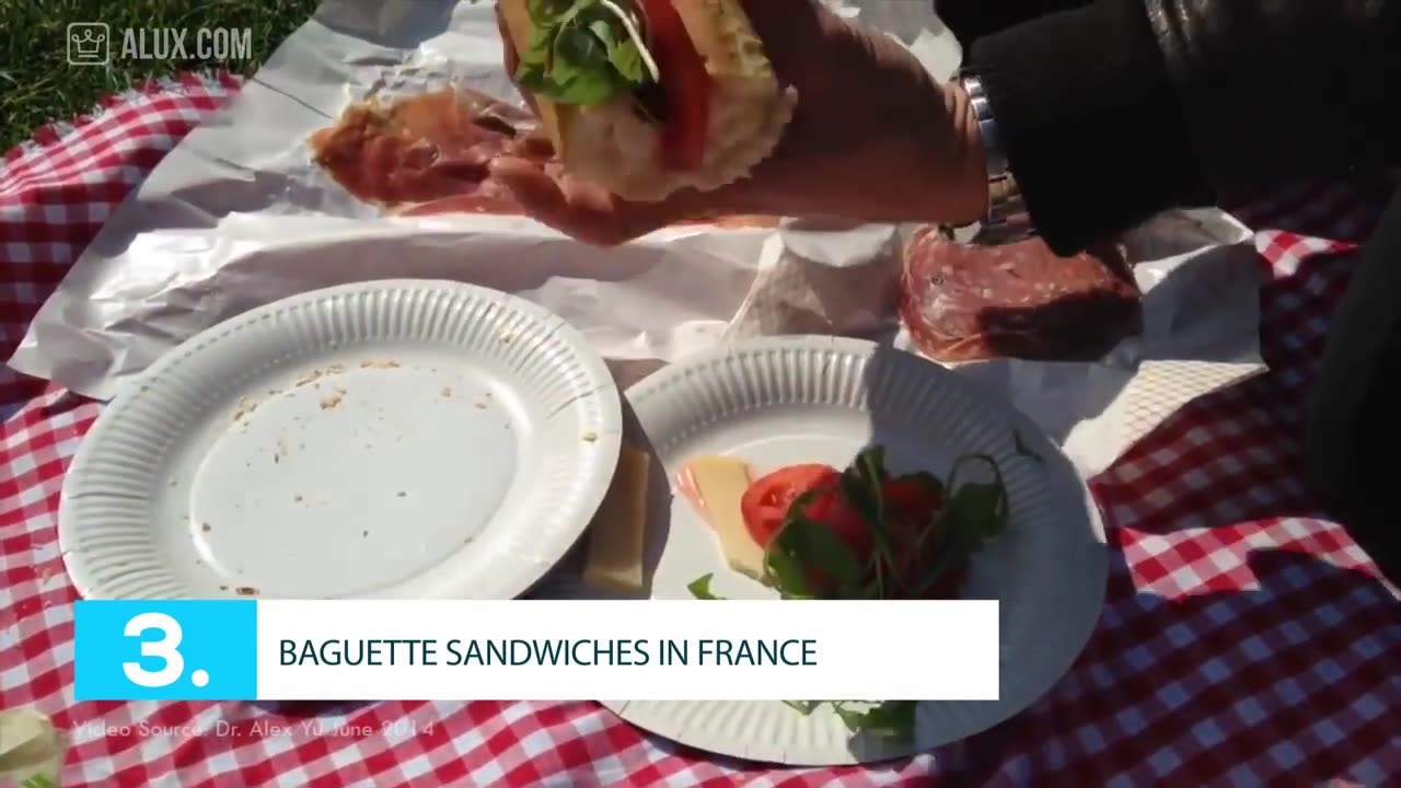 10 Of The Best Street Foods Around The World --- RichRays.com
