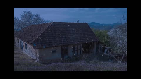 Fall asleep quickly in 3 minutes with heavy rain on the tin roof and powerful thunder sounds