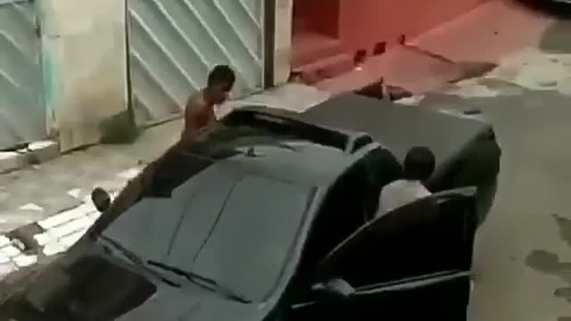 Drinking man panch on car and reactions car owner 😃😃😃