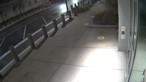 8493OHOB01DStreetDoorExterior_2021-01-05_19h00min01s267ms.mp4