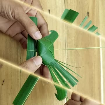 Very unique crafts and fun time with coconut leaves #craft #shorts #reels #coconut #leafcraft