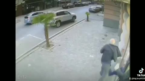 ვანო მერაბიშვილის ცემის კადრები