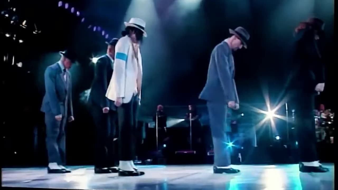 Michael Jackson - Smooth Criminal (Live 1992 In Bucharest) Remastered Full