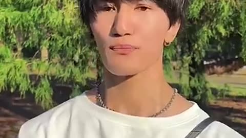 Try not to laugh it's so funny hair style