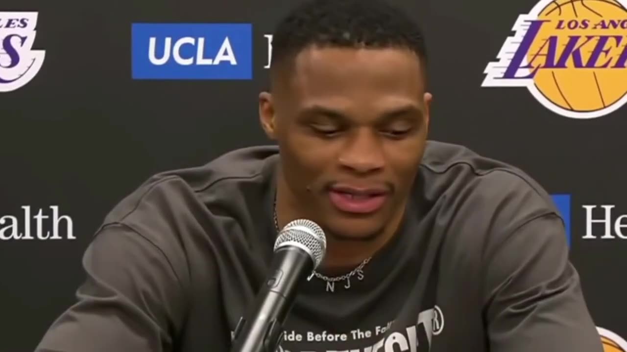 Why the lakers are a disappointing team.
