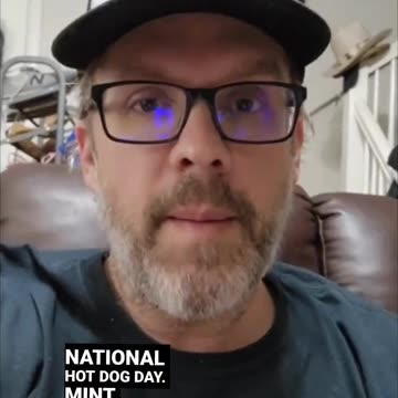 Mitt Romney is TOTALLY NORMAL like us you guys!