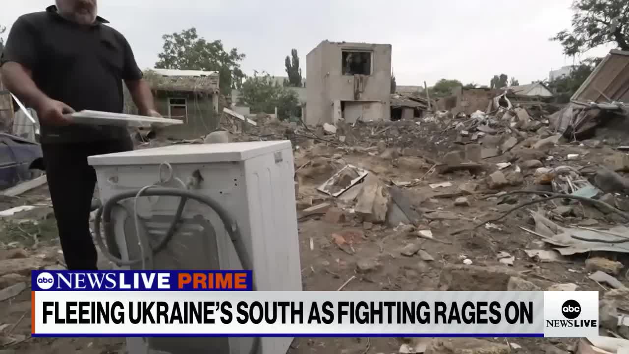Refugees escape Russian control in Ukraine's south ABCNL