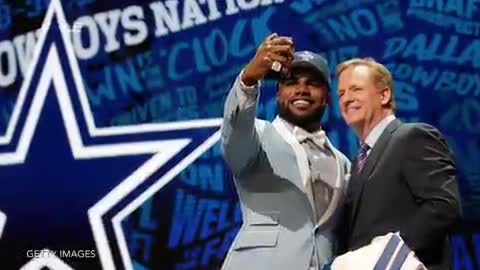 Girl Posts Snapchat Of Her with Ezekiel Elliot In Bed