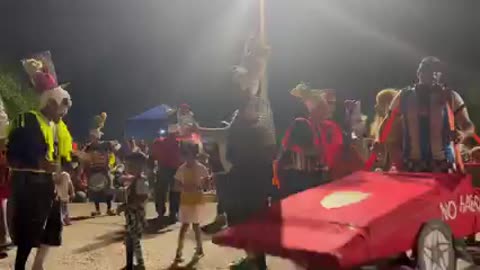 Murga Doña Florinda desfilando - Tacuarembó, Uruguay (05/02/2023)