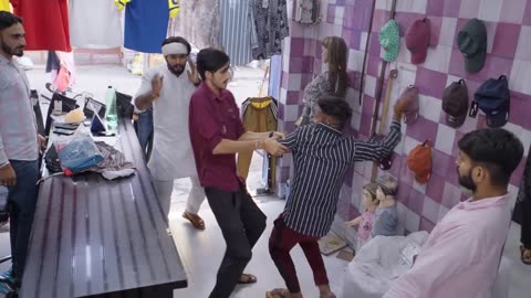 जीरी बेचकर !Vine! Lovish Arnaicha