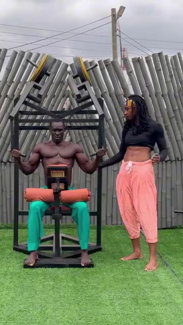 I like how he allows her to take charge #fitness #attitude #workout #usa #canada