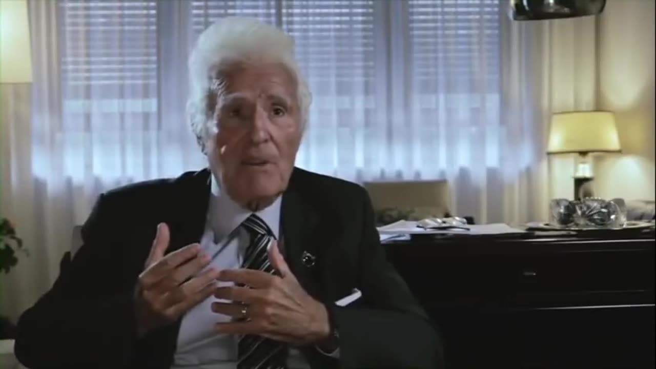 Cosa è la realtà? E se tutti fossimo connessi?