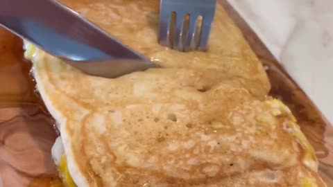 Next level pancake 👀