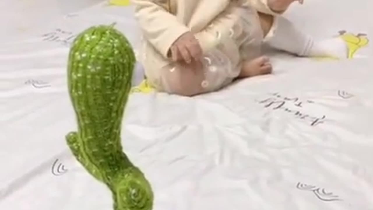 Cute Baby Confused 😂 Talking Tree 😂