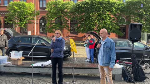 Greifswald: Eröffnung der Kundgebung und Interview mit Ina 13-06-2022