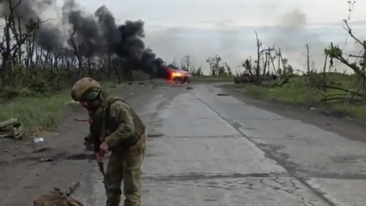 Russian squad shows their Bukhanka van which was destroyed by a UA drone