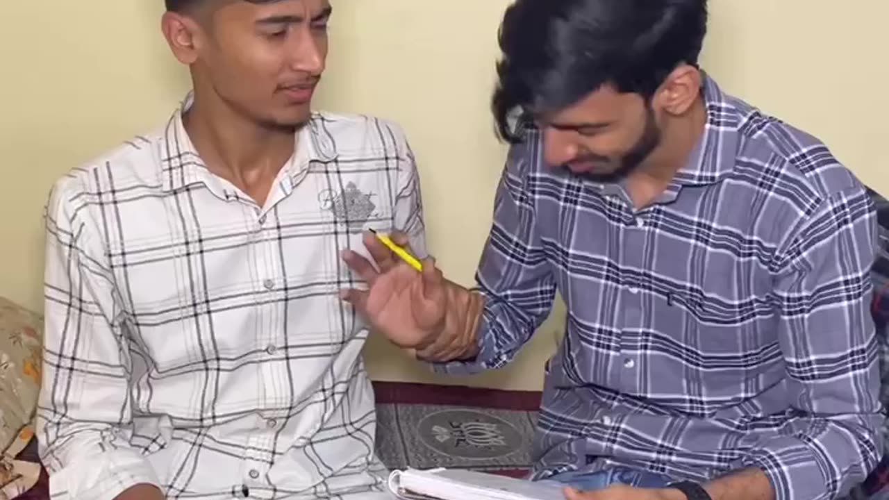 Hum dahej nhi lege 😂😂 end tak dekhna kaise dahej ko mana kar raha h nee genration ka bacche 😂😂😂😂