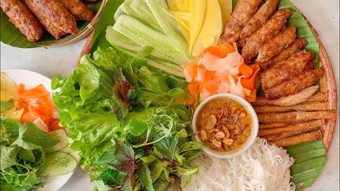 อาหารเวียดนาม มีอะไรบ้าง