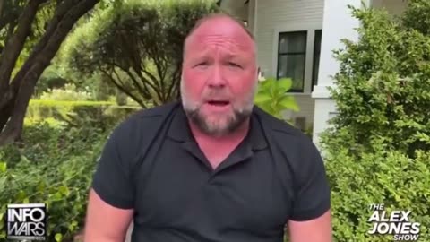 Alex Jones tried to hijack the Q movement