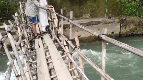 Wisata Alam Bukit Lawang
