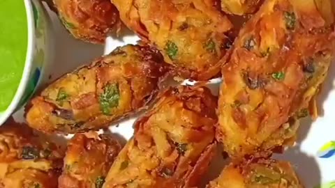 Making pakode using chapati