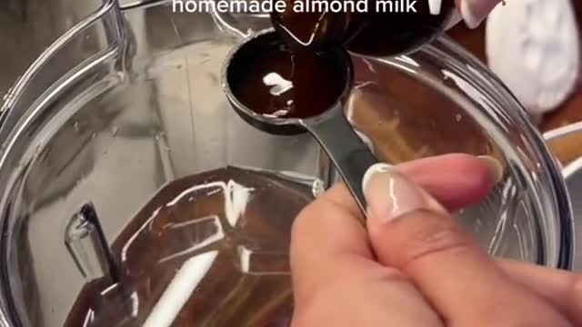 🥛🤍🥛 almondmilk